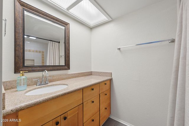7557 N DREAMY DRAW Drive 251, Phoenix, AZ 85020