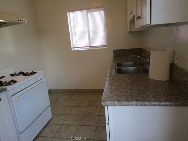 890 W El Repetto Drive E, Monterey Park, CA 91754