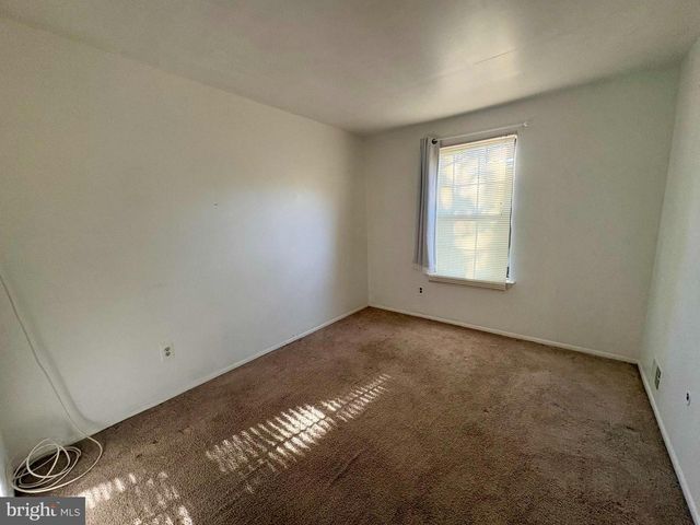 111 BURGUNDY CT, Wenonah, NJ 08090