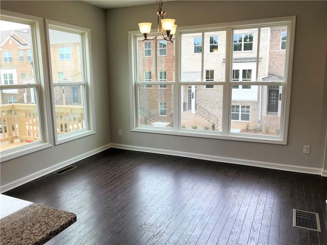 596 Sunset Park Drive, Suwanee, GA 30024