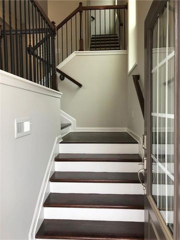 596 Sunset Park Drive, Suwanee, GA 30024