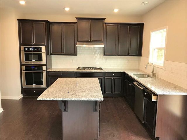 596 Sunset Park Drive, Suwanee, GA 30024