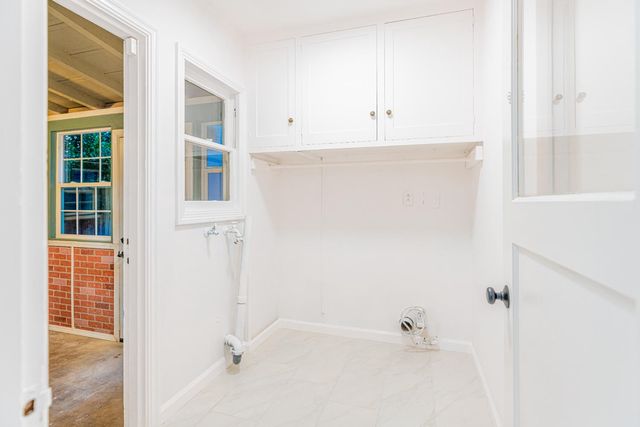 435 Olive Ave, Modesto, CA 95350