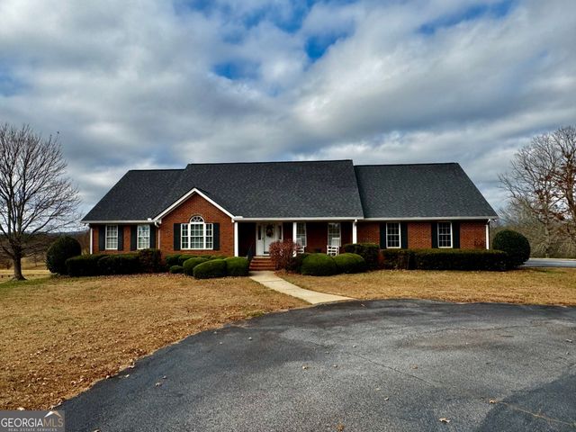 1064 Annandale Drive, Clarkesville, GA 30523