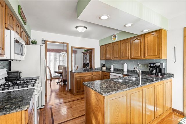 462 Mulberry Lane, Wood Dale, IL 60191