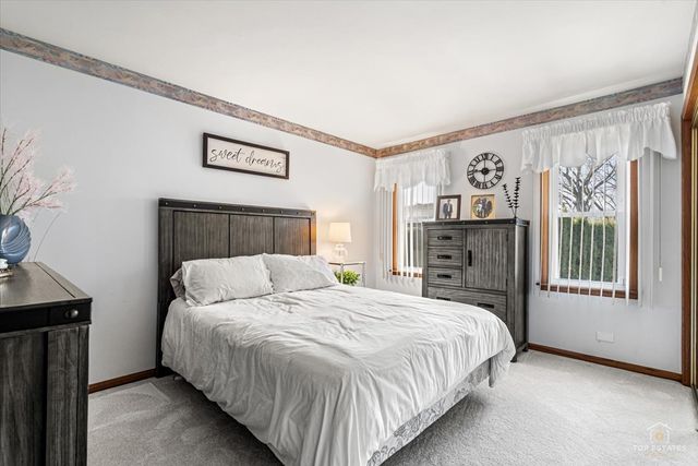 462 Mulberry Lane, Wood Dale, IL 60191