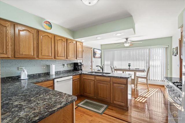 462 Mulberry Lane, Wood Dale, IL 60191