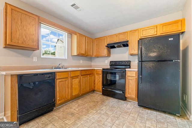 10953 Station Drive, Hampton, GA 30228