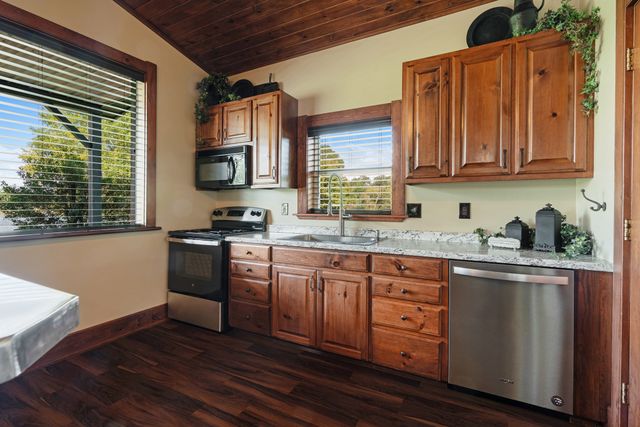 5500 Farm to Market 195, Paris, TX 75462