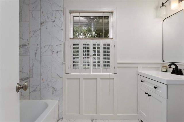 3316 W 75th Street, Prairie Village, KS 66208