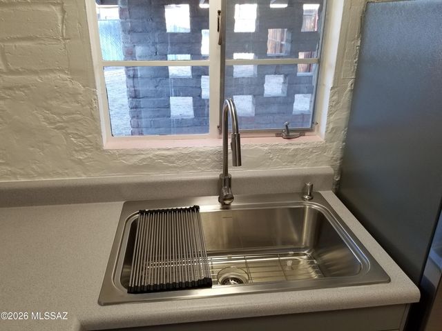 4155 E Bellevue Street, Tucson, AZ 85712