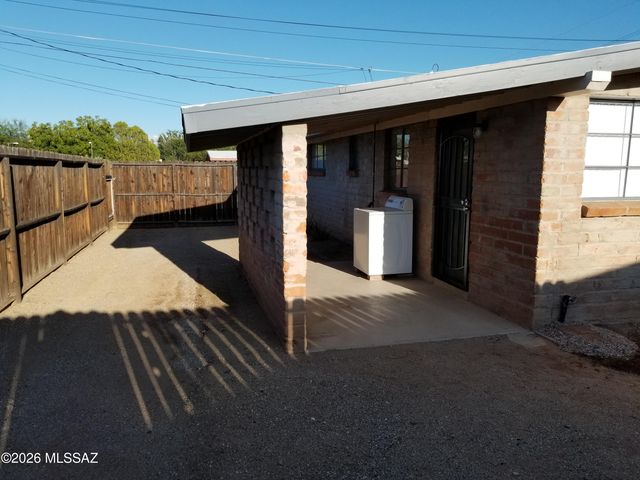 4155 E Bellevue Street, Tucson, AZ 85712
