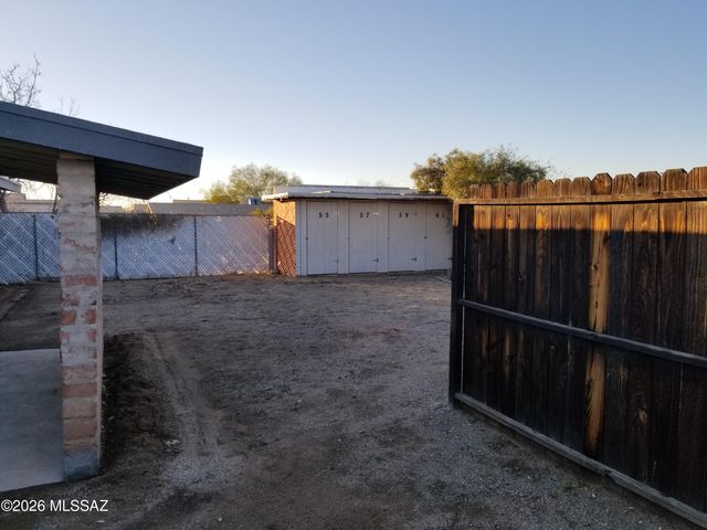 4155 E Bellevue Street, Tucson, AZ 85712