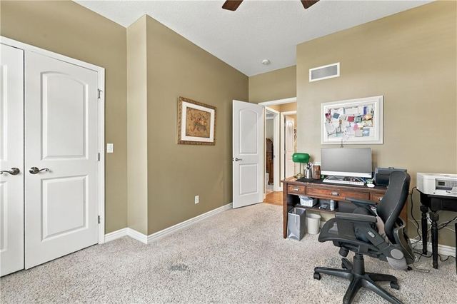 3829 S Coachman Drive, Independence, MO 64055