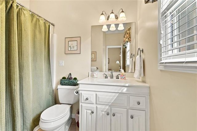 3829 S Coachman Drive, Independence, MO 64055