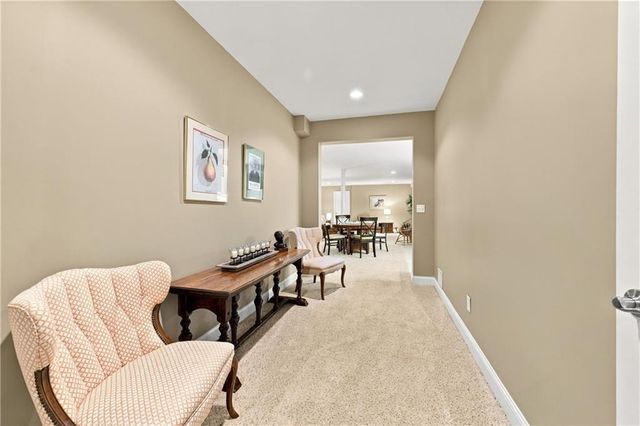 3829 S Coachman Drive, Independence, MO 64055