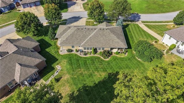 3829 S Coachman Drive, Independence, MO 64055