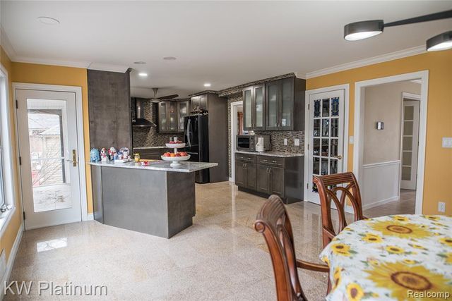 2894 Military Street, Port Huron, MI 48060