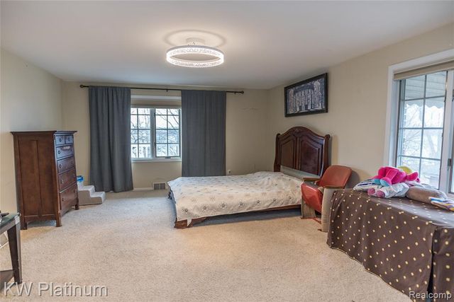 2894 Military Street, Port Huron, MI 48060