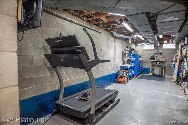 2894 Military Street, Port Huron, MI 48060