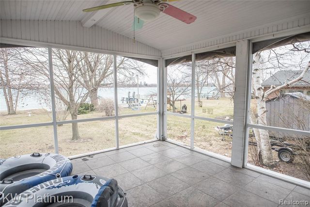 2894 Military Street, Port Huron, MI 48060