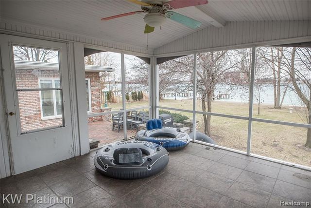 2894 Military Street, Port Huron, MI 48060