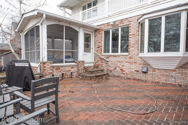 2894 Military Street, Port Huron, MI 48060