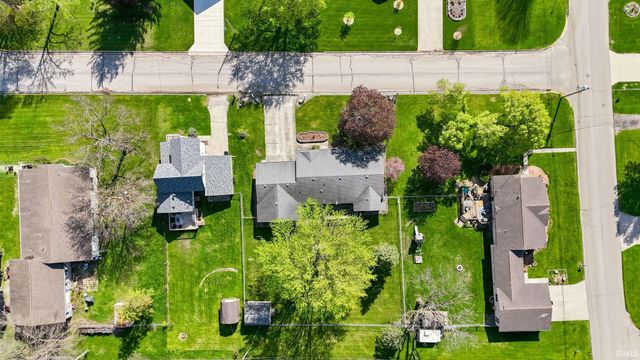 1112 S Ijams Street, Garrett, IN 46738