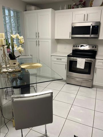 4300 NW 30th Street 141, Coconut Creek, FL 33066