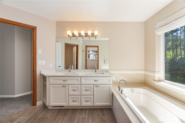 1093 SE St Patrick Court, Port Orchard, WA 98367