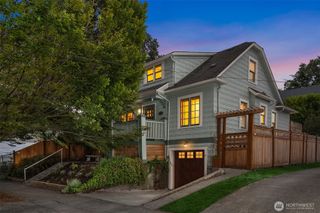 207 25th Avenue, Seattle, WA 98122