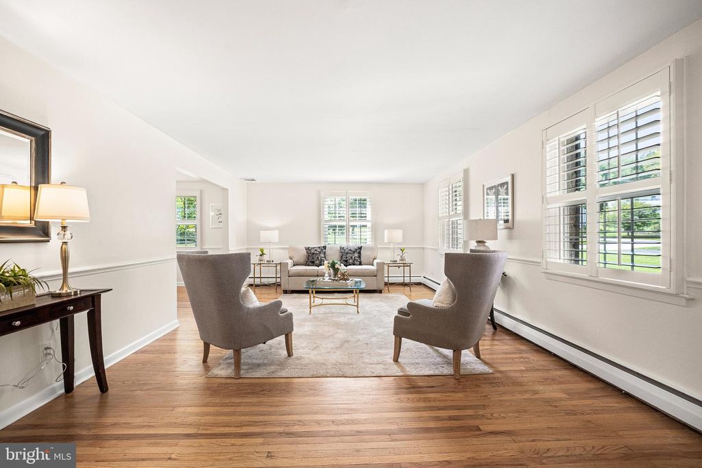 593 WATFORD LN, BERWYN, PA 19312 — photo 5