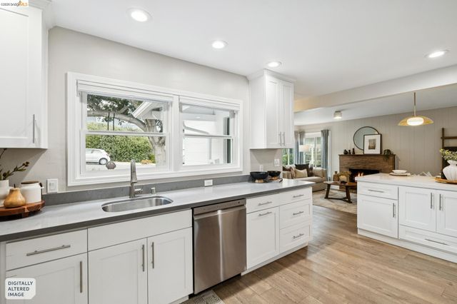 811 Lexington Ave, El Cerrito, CA 94530