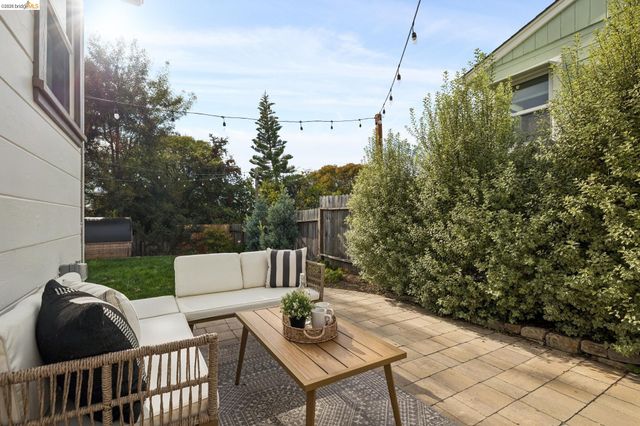 811 Lexington Ave, El Cerrito, CA 94530