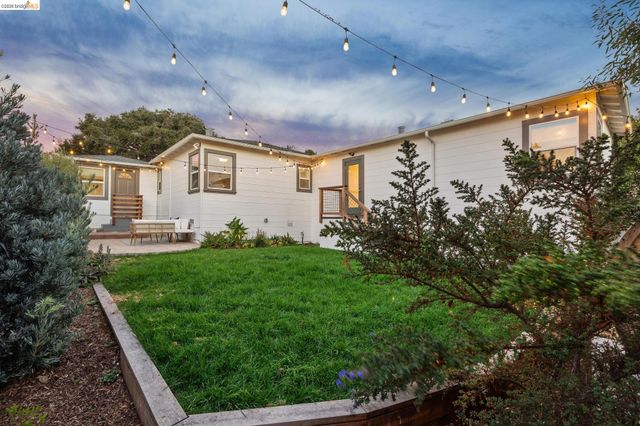 811 Lexington Ave, El Cerrito, CA 94530