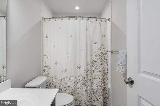 9712 CEDARMASS CIR, Fredericksburg, VA 22408