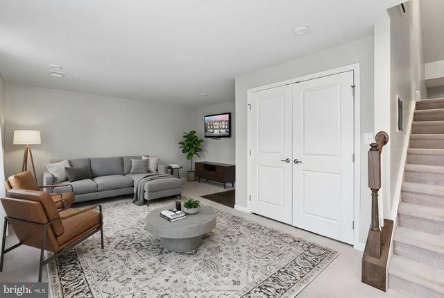 9712 CEDARMASS CIR, Fredericksburg, VA 22408