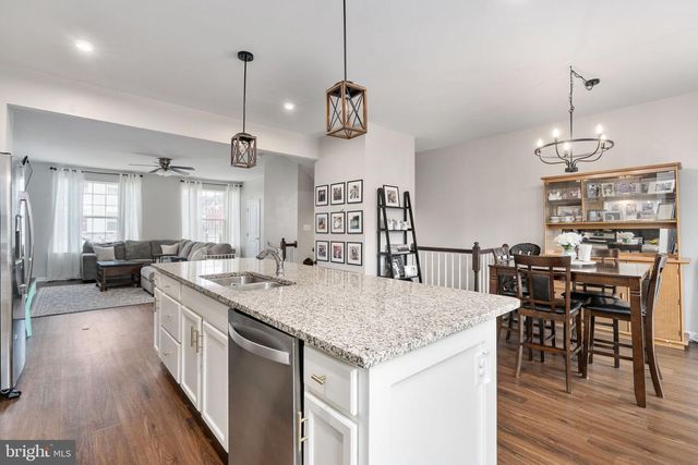 9712 CEDARMASS CIR, Fredericksburg, VA 22408