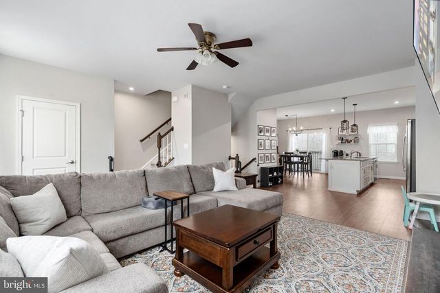 9712 CEDARMASS CIR, Fredericksburg, VA 22408