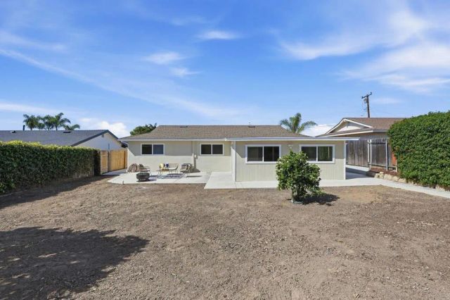 4950 Luna Drive, Oceanside, CA 92057