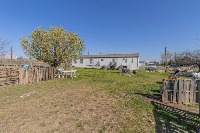 230 Private Road 4906, Haslet, TX 76052