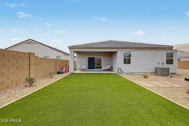 28241 N NEALITE Drive, San Tan Valley, AZ 85143