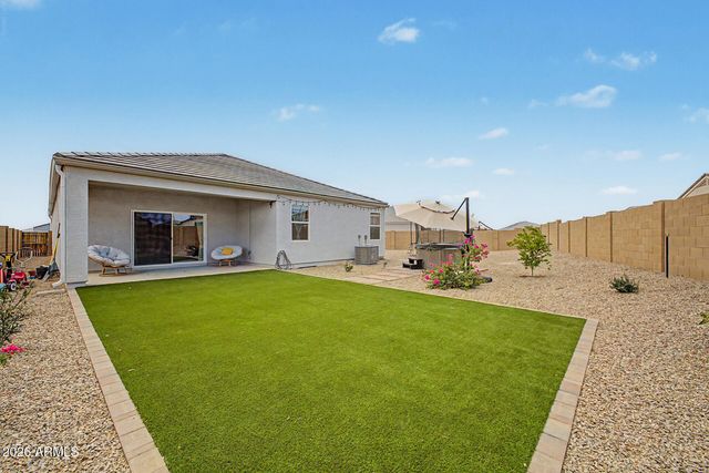 28241 N NEALITE Drive, San Tan Valley, AZ 85143