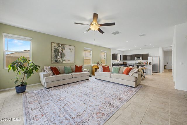 28241 N NEALITE Drive, San Tan Valley, AZ 85143