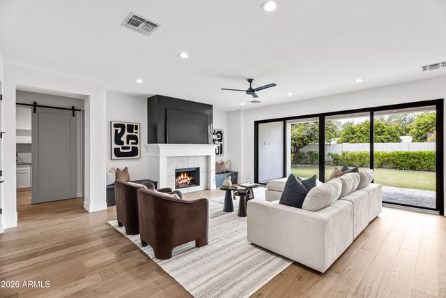 4518 N 39TH Street, Phoenix, AZ 85018