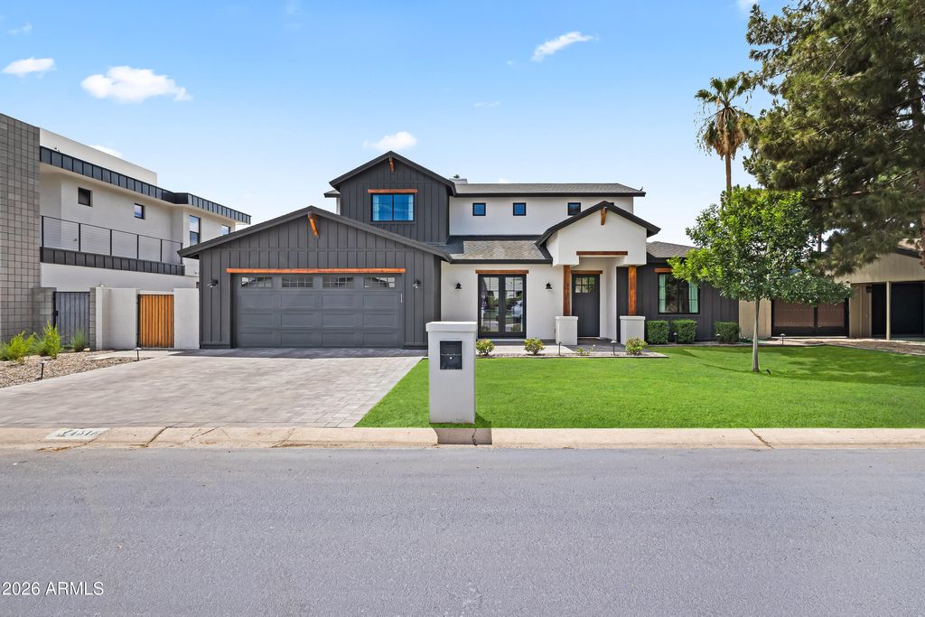 4518 N 39TH Street, Phoenix, AZ 85018