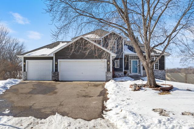 2045 Safari Heights Trail, Eagan, MN 55122