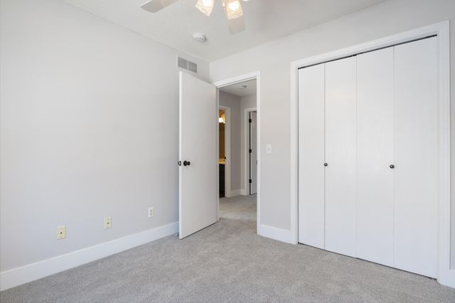 2045 Safari Heights Trail, Eagan, MN 55122