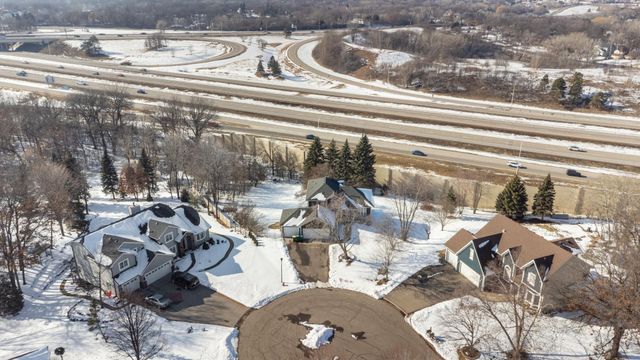 2045 Safari Heights Trail, Eagan, MN 55122