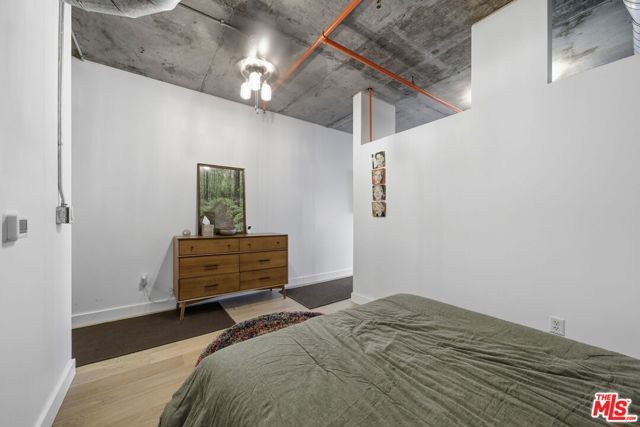 645 W 9th Street 406, Los Angeles, CA 90015